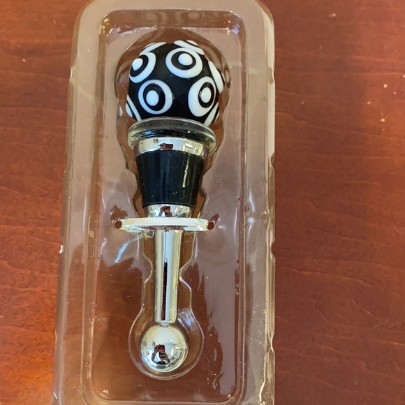 New in Box Epic Black and White Hand-Blown Studio Glass Bottle Stopper - Picture 4 of 4